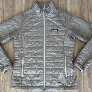 Patagonia Nano Puff Jacket Womens Medium Silver Gray Puffer Coat Great Condition